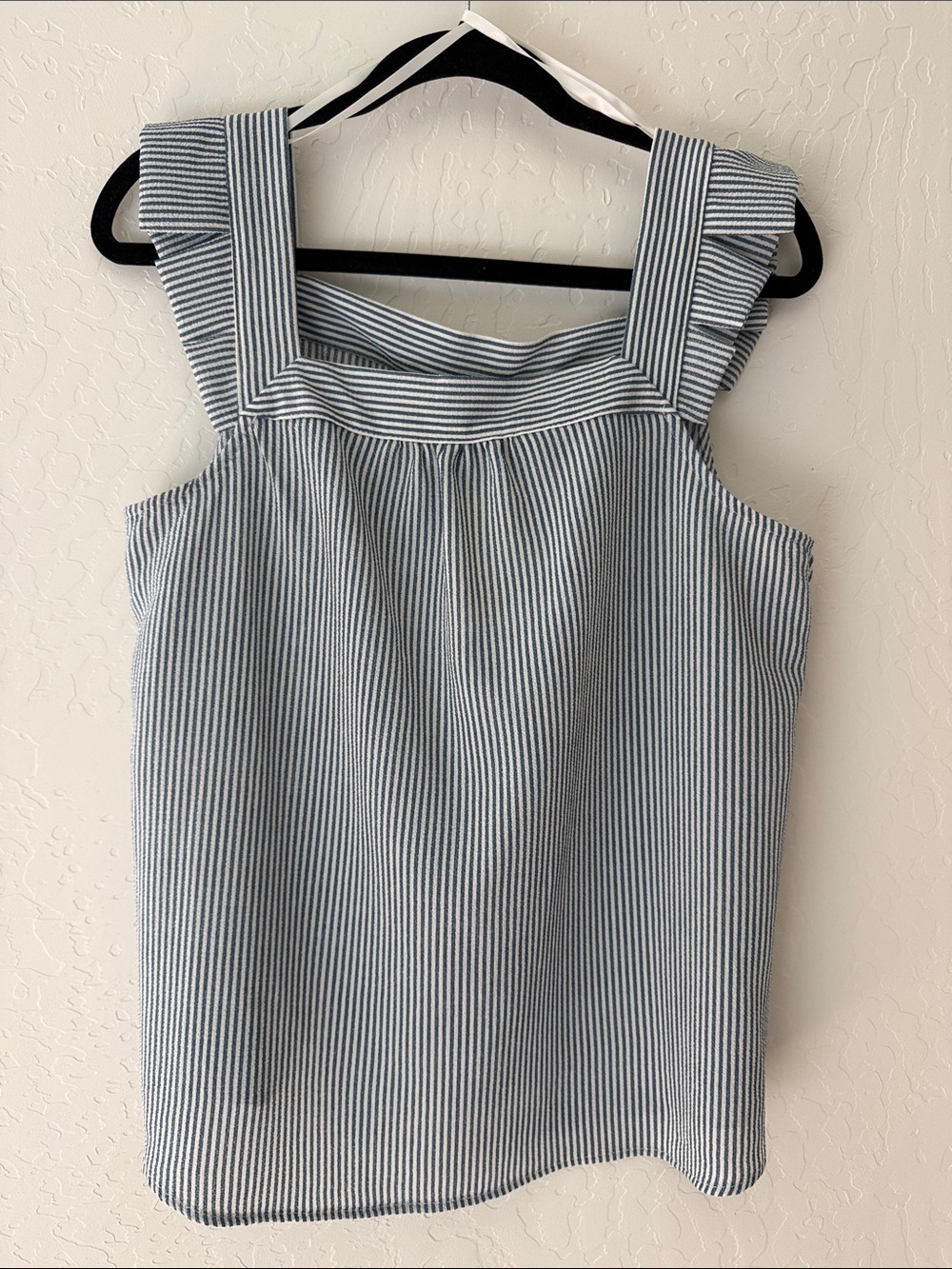 🩵 NWT Monteau Blue and White Striped Square-Neck Tank - Large